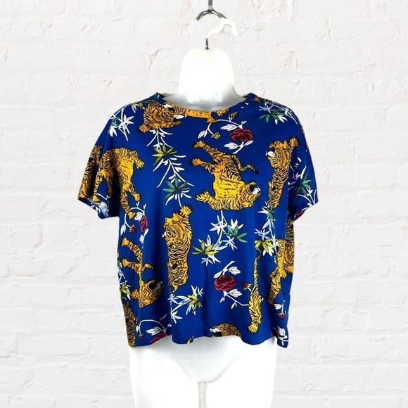 Zara Tops - Zara Trafaluc Blue Cropped Tiger Print T-shirt